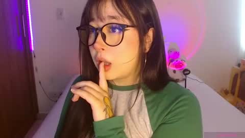 Olivia  online show from July 22, 2026, 1:36 pm