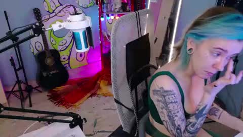 CUMpotikEve online show from July 27, 2026, 2:29 am