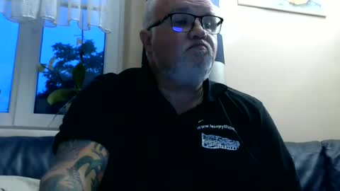 curtus14 online show from June 22, 2026, 7:33 pm