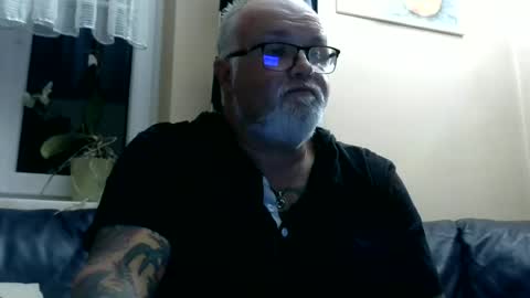curtus14 online show from July 7, 2026, 8:35 pm