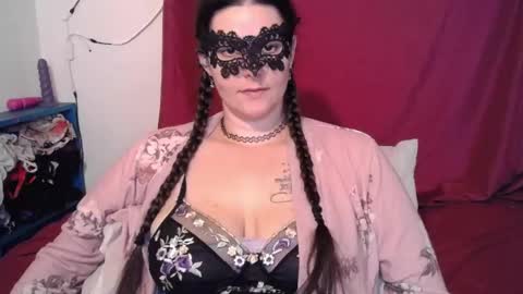 Snapshot of curvygamerceline chatting on June 3, 2026, 7:08 pm Celine Fawe online show from June 3, 2026, 7:08 pm