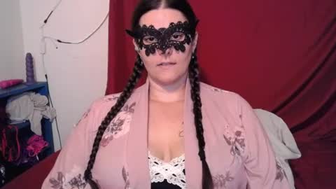 Snapshot of curvygamerceline chatting on June 27, 2026, 6:35 pm Celine Fawe online show from June 27, 2026, 6:35 pm