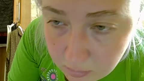 Curvy online show from June 11, 2026, 9:51 am