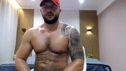 Cute Johny01 online show from June 12, 2026, 5:28 am
