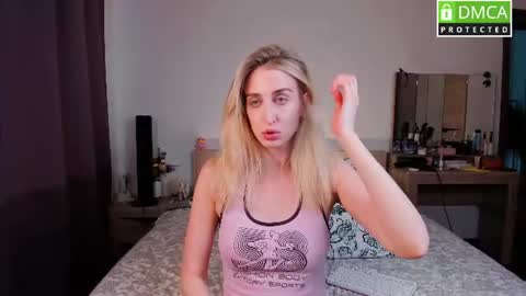 Milana online show from June 23, 2026, 1:53 pm