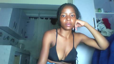 Snapshot of cute_sexy3 chatting on May 5, 2026, 10:51 pm SHARON online show from May 5, 2026, 10:51 pm