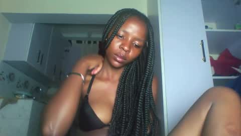 Snapshot of cute_sexy3 chatting on June 2, 2026, 10:23 pm SHARON online show from June 2, 2026, 10:23 pm