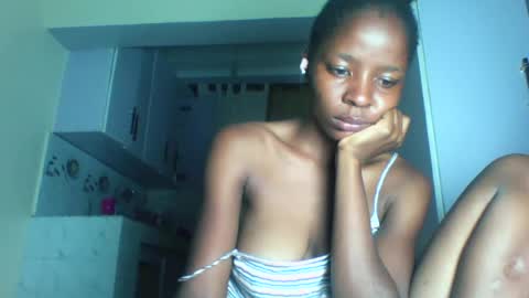 Snapshot of cute_sexy3 chatting on June 28, 2026, 10:05 pm SHARON online show from June 28, 2026, 10:05 pm