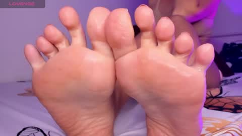 Snapshot of cutefeet_goodess chatting on July 29, 2026, 2:21 am Lirya online show from July 29, 2026, 2:21 am