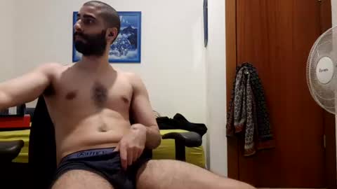 cuteguy52 online show from July 6, 2026, 10:56 pm