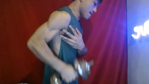 cutie_hunk69 online show from July 22, 2026, 1:19 am
