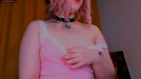 CutieSue online show from April 28, 2026, 12:53 am
