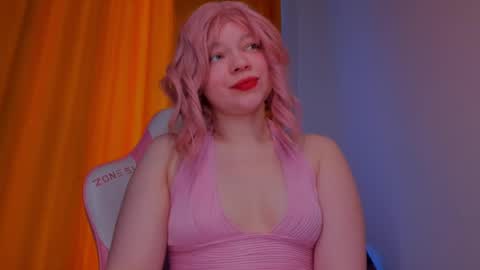 CutieSue online show from May 20, 2026, 12:11 pm
