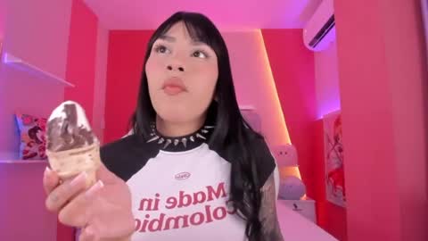 cyberdoll1 online show from July 4, 2026, 5:02 am