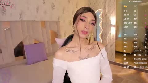 cyrus_tay online show from August 3, 2026, 12:43 pm