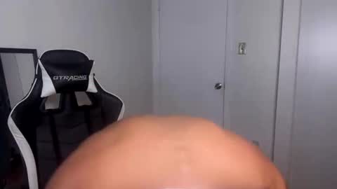daddyfit95 online show from June 7, 2026, 2:48 am