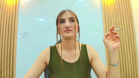 Dafne Castro online show from June 29, 2026, 5:57 pm