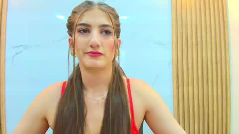 Dafne Castro online show from July 24, 2026, 6:17 pm