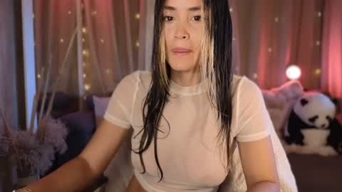 LORENA  online show from July 7, 2026, 9:52 pm