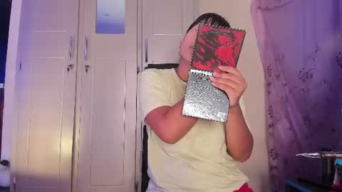 dafnezahira20 online show from June 16, 2026, 10:23 pm