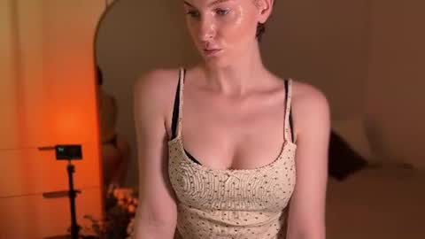 Daisy   Fansly - Daisyymint  online show from July 15, 2026, 5:40 pm