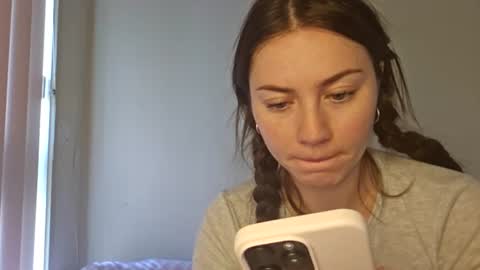 Daisy online show from June 28, 2026, 4:07 am