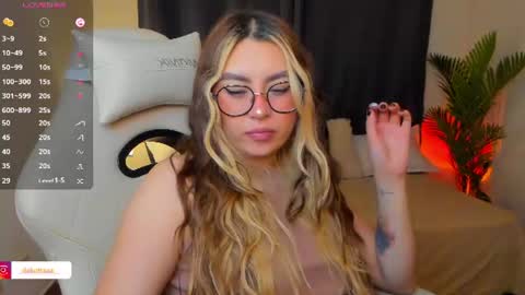 dakottaa__ online show from July 5, 2026, 12:06 am