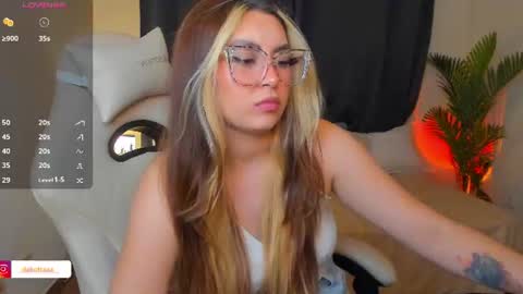 dakottaa__ online show from July 10, 2026, 12:15 am