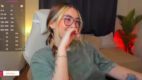 dakottaa__ online show from July 16, 2026, 12:05 am