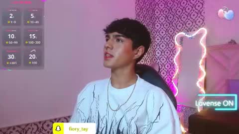 damian_tay1 online show from July 5, 2026, 11:39 am