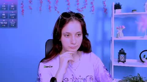 dana_cute1_ online show from June 13, 2026, 7:23 pm