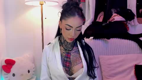 Dani online show from June 30, 2026, 1:06 am