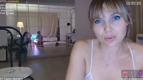 daniangel_web online show from August 4, 2026, 6:32 pm