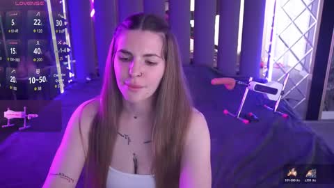 danielareign online show from May 21, 2026, 12:34 pm