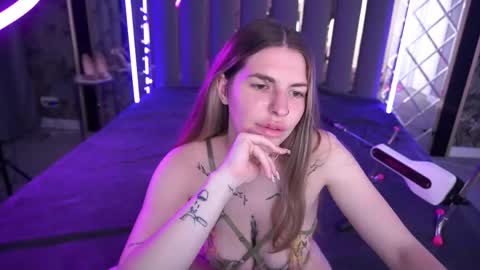 danielareign online show from June 2, 2026, 12:40 pm