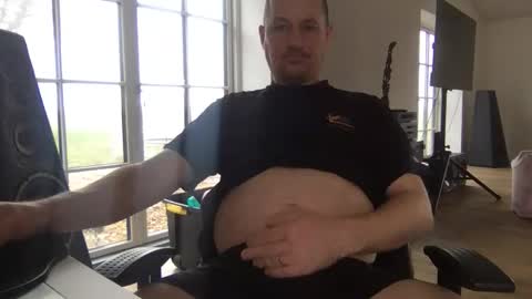 Snapshot of danishjss chatting on April 1, 2026, 6:14 am danishjss online show from April 1, 2026, 6:14 am