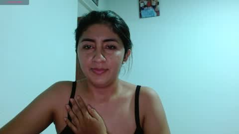 Snapshot of danna_peterson chatting on April 24, 2026, 1:30 am Danna online show from April 24, 2026, 1:30 am