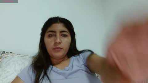 Snapshot of danna_peterson chatting on May 17, 2026, 11:23 pm Danna online show from May 17, 2026, 11:23 pm