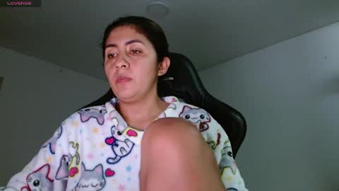 Snapshot of danna_peterson chatting on May 20, 2026, 12:28 am Danna online show from May 20, 2026, 12:28 am