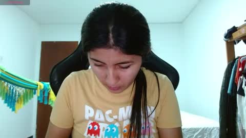 Snapshot of danna_peterson chatting on July 12, 2026, 9:50 pm Danna online show from July 12, 2026, 9:50 pm