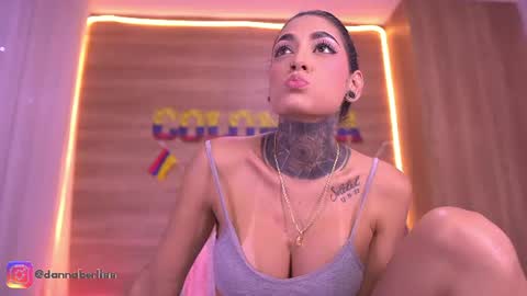 Danna Berlin  online show from July 9, 2026, 8:02 pm