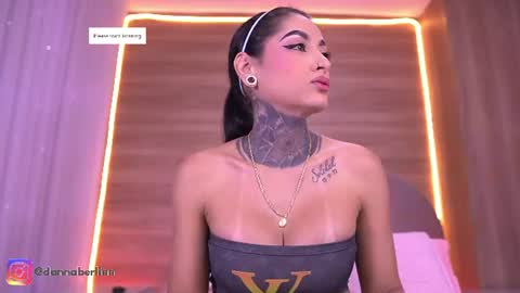 Danna Berlin  online show from July 17, 2026, 7:19 pm