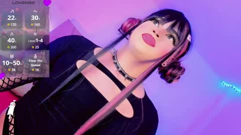 dannadolls online show from April 30, 2026, 6:47 pm