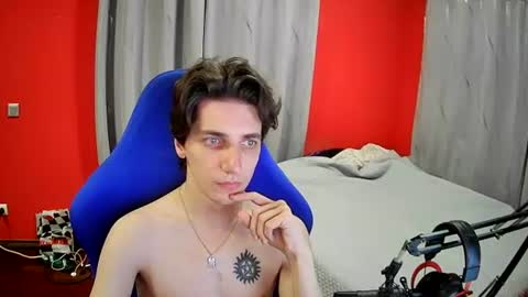 danywhiteyb online show from July 8, 2026, 3:27 pm