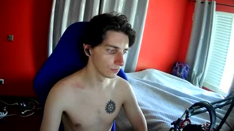 danywhiteyb online show from July 16, 2026, 12:44 pm