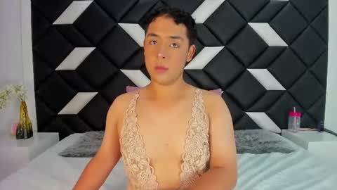 Darian  online show from July 25, 2026, 7:33 pm