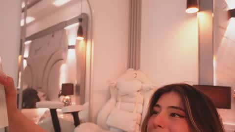 Angel Darcy  online show from July 24, 2026, 10:41 pm