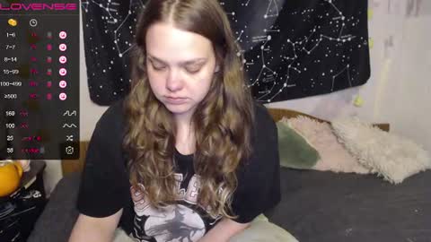 darling_tony18 online show from June 18, 2026, 5:39 pm