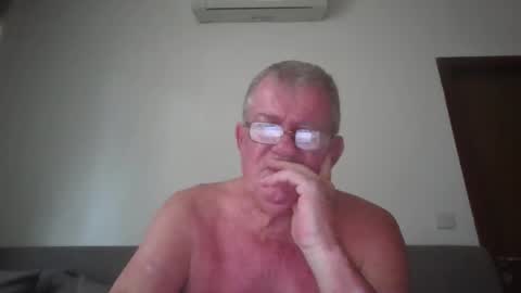 darwincock online show from May 22, 2026, 1:13 am