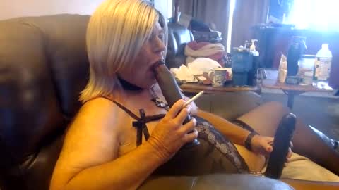 dawndoesall online show from August 1, 2026, 9:25 pm